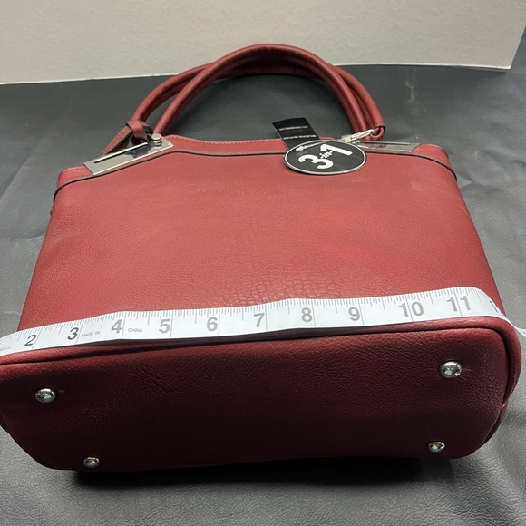 Wine color purse - brand new with tags - 3 purses in one - Picture 10 of 13